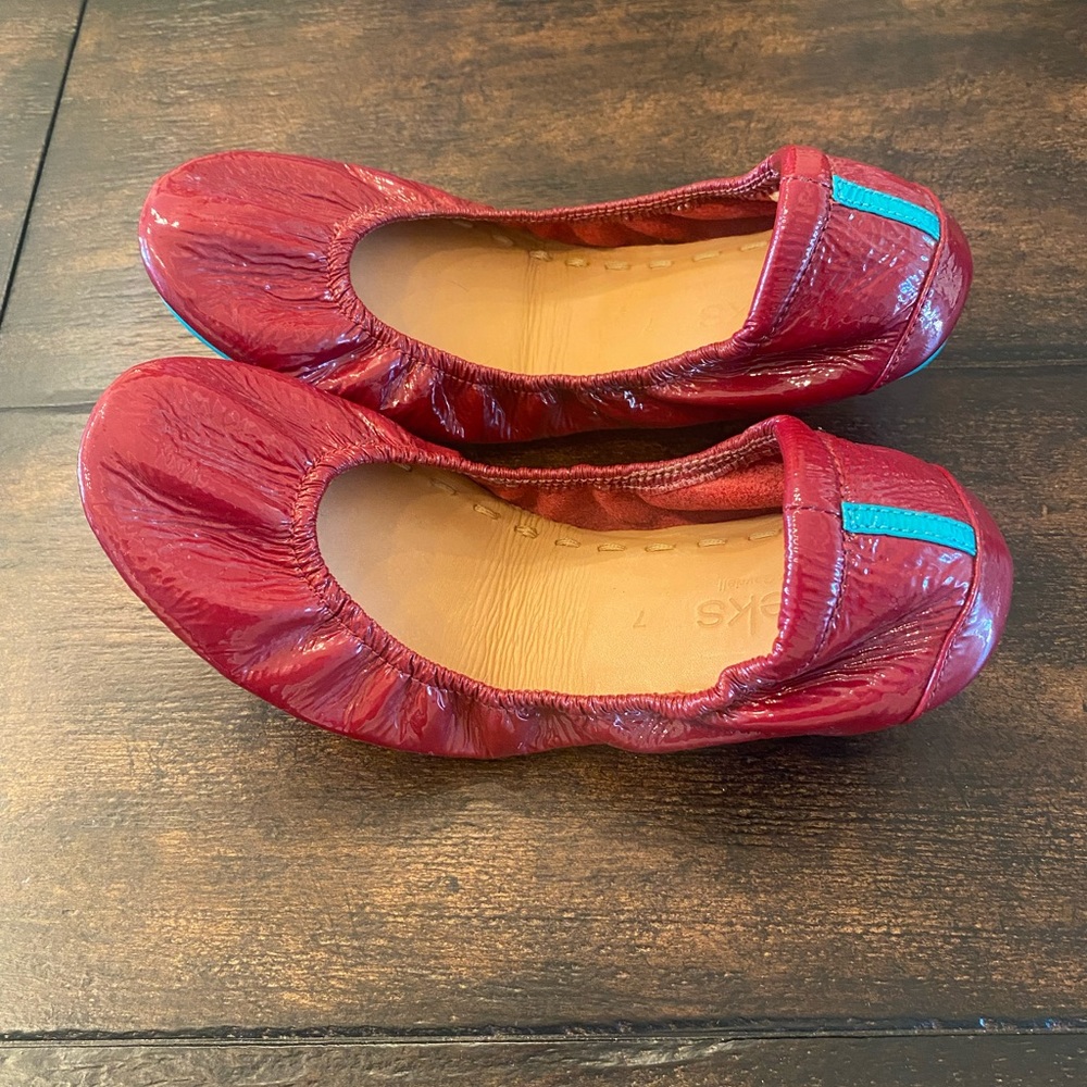 Red patent leather Tieks